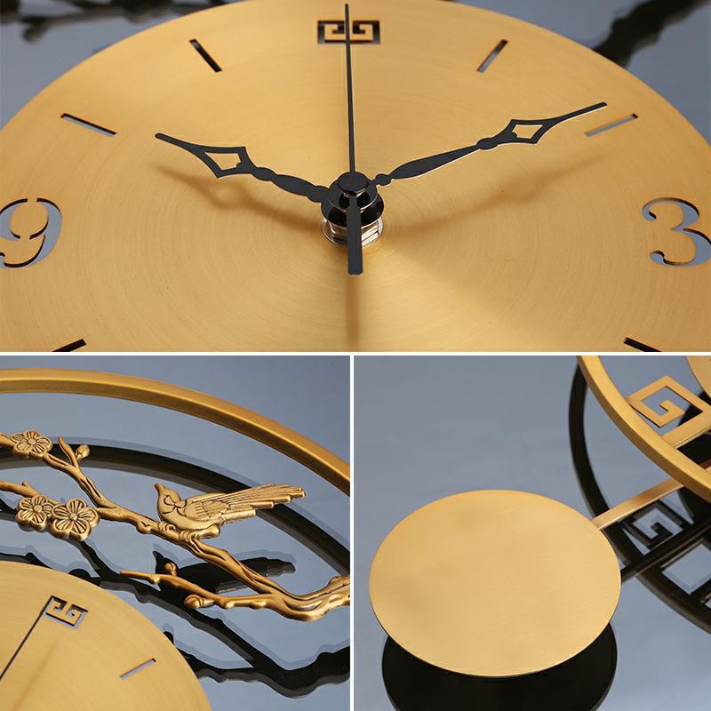 Modern Chinese Wall Clock, 35 x 48 cm Metal