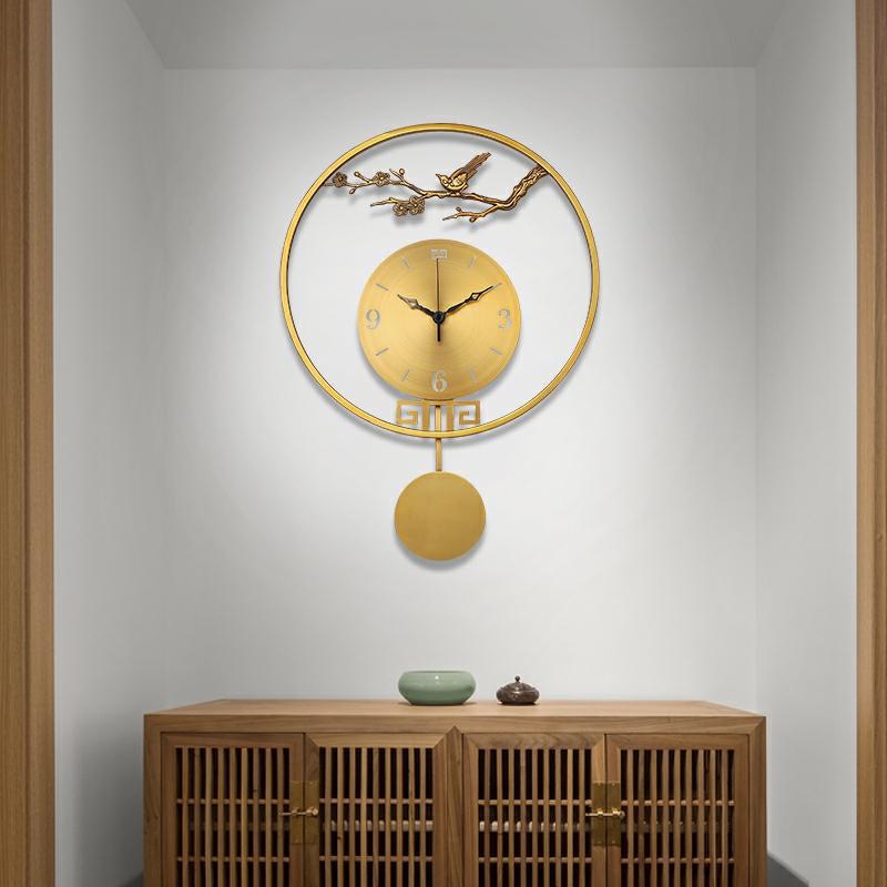 Modern Chinese Wall Clock, 35 x 48 cm Metal