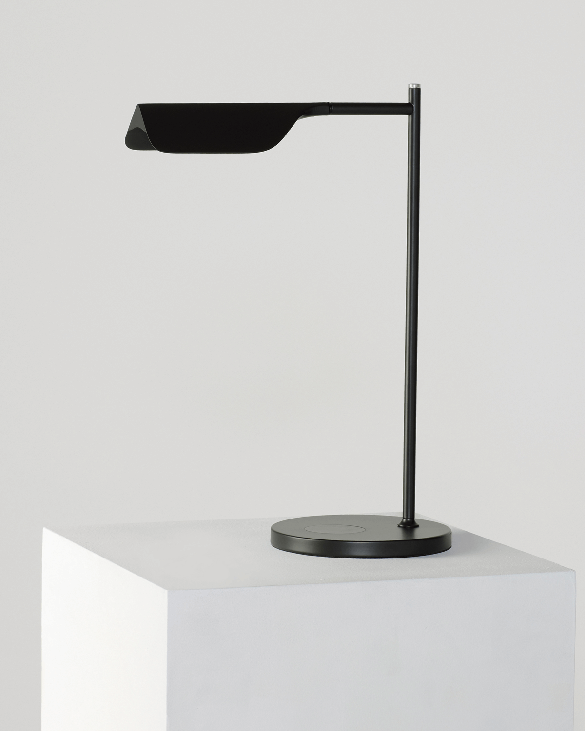 Leaf Table Lamp