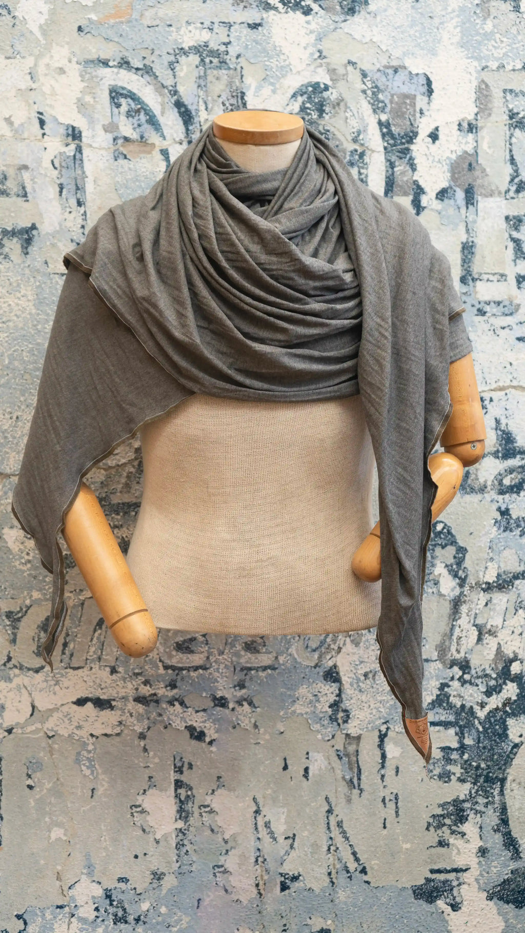 70's T Scarf