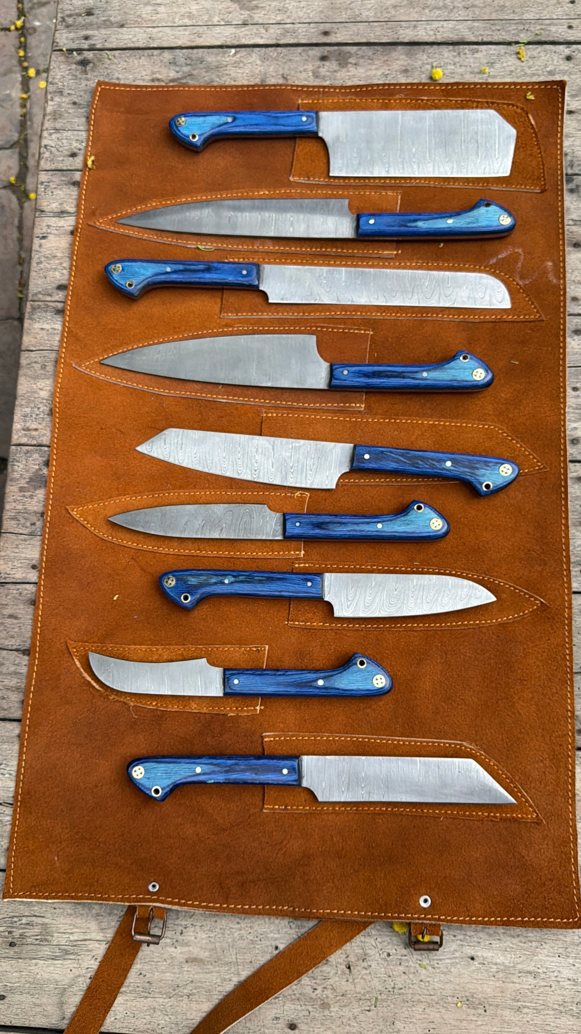 9-Piece Damascus Kitchen Knife Set with Leather Roll and Blue Pakka Wood Handles