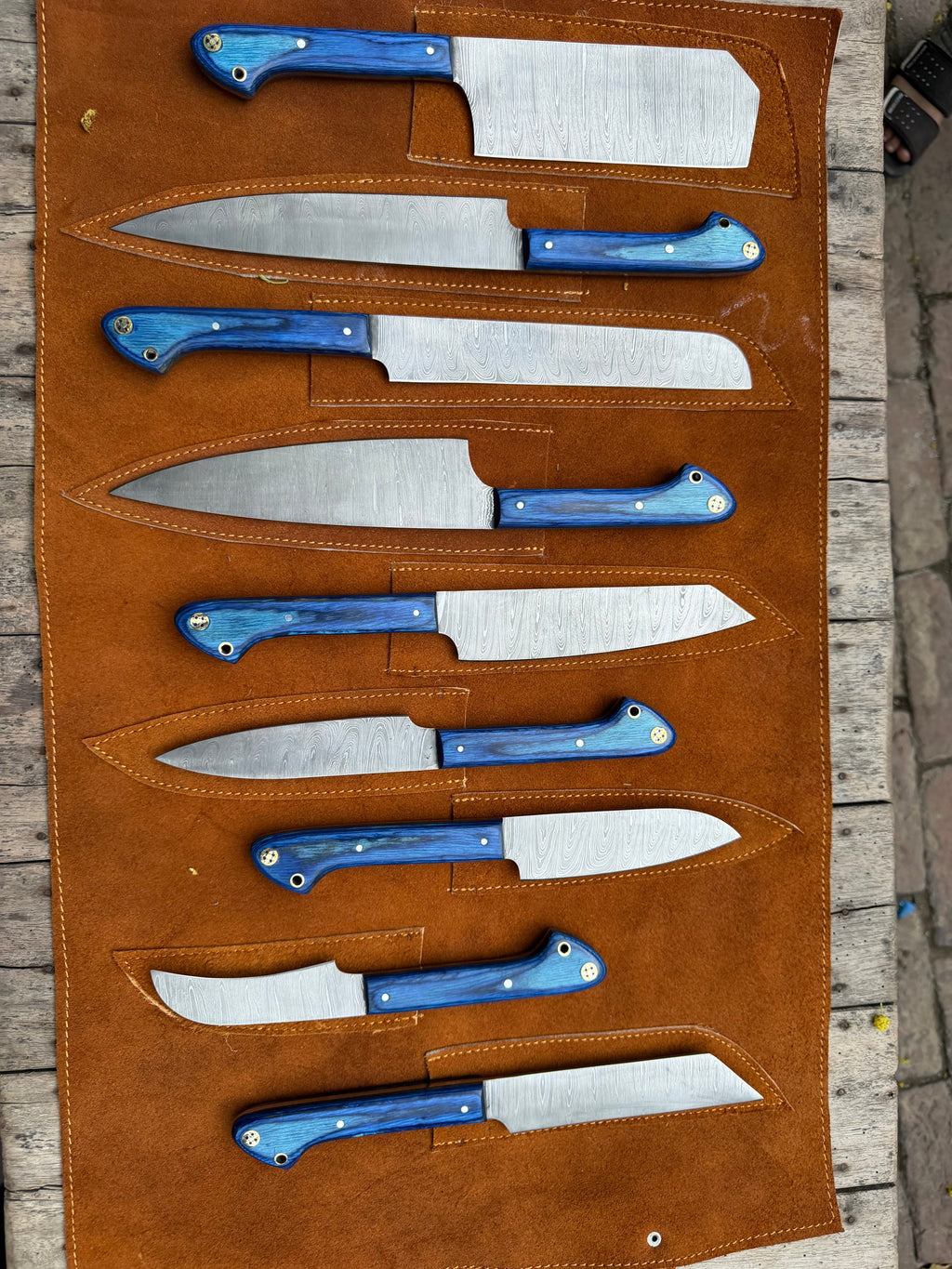9-Piece Damascus Kitchen Knife Set with Leather Roll and Blue Pakka Wood Handles