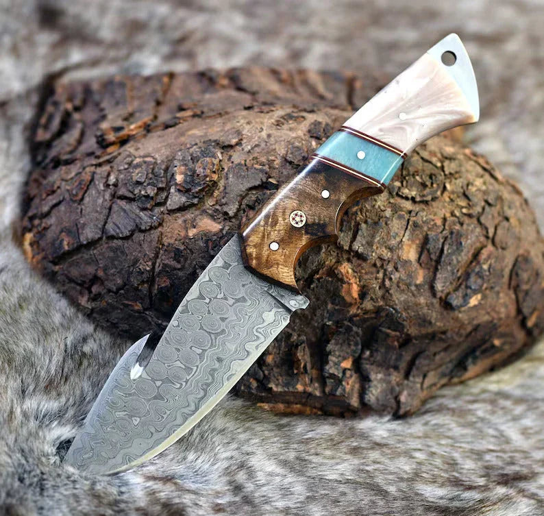 Premium Damascus Guthook Skinning Knife – Rosewood & Bone Handle – 10” Hunting Essential