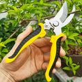 This gardening shear is super easy to use! A good helper for gardening, worry-free and practical gardening hinge and gardening
