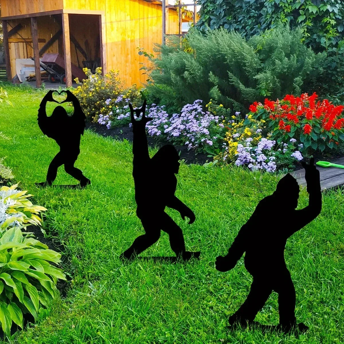 Metal Decorative Garden Stakes Sasquatch Gifts For Men Women, Sasquatch Statue Decorations Outdoor,Iron Art, Iron Art Silhouette