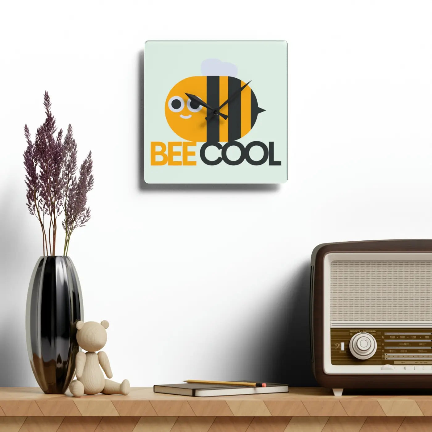 Bees Acrylic Wall Clock – Durable Square Art - Dipaliz