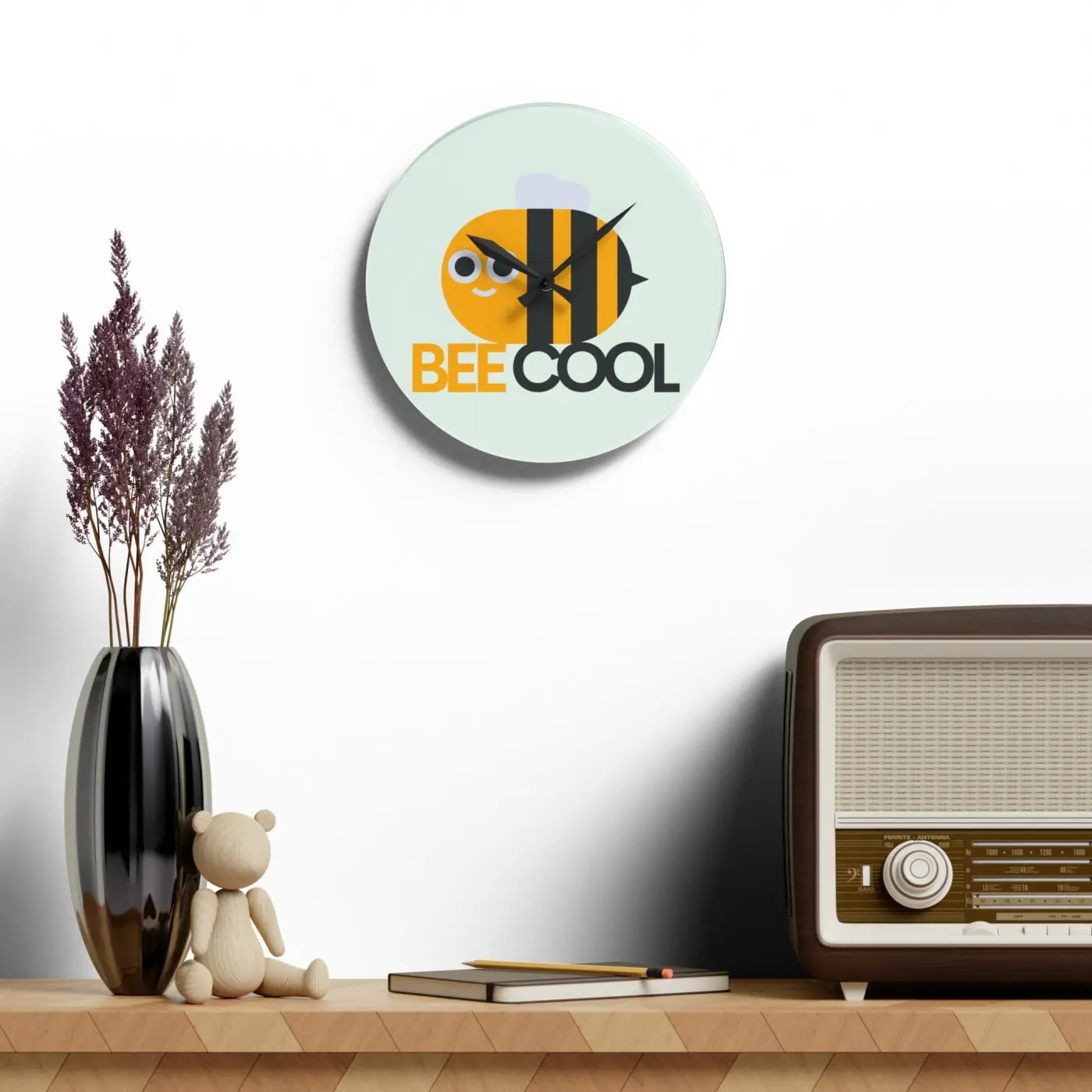 Bees Acrylic Wall Clock – Durable Square Art - Dipaliz
