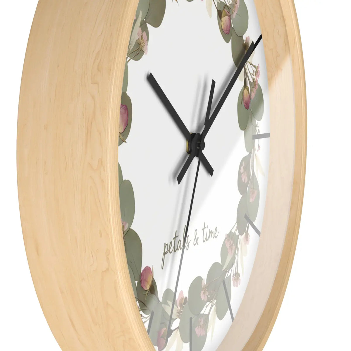 Eucalyptus Wreath Wall Clock – Whisper Quiet - Dipaliz