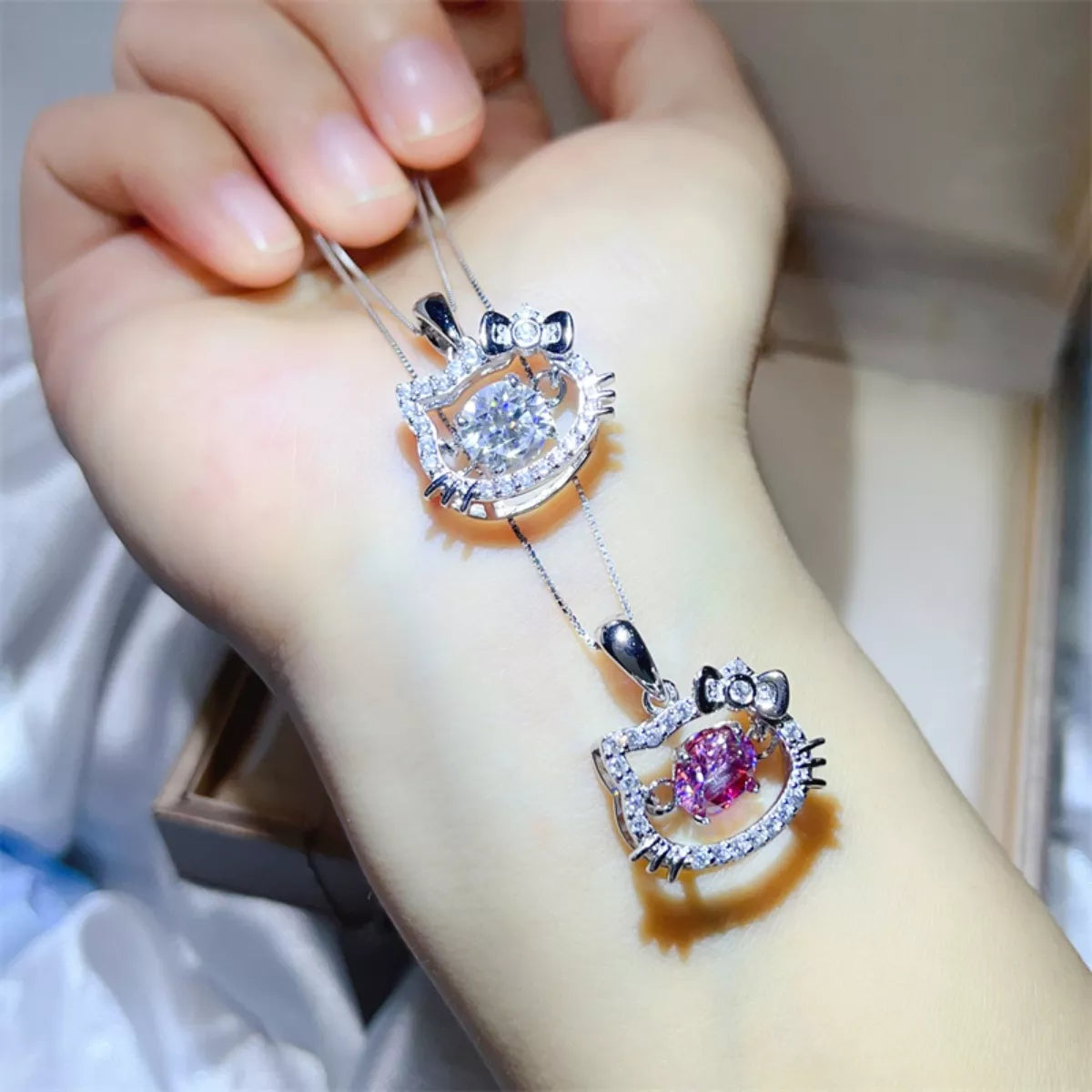 Hello Kitty 2 Carat Moissanite 925 Sterling Pendant Silver