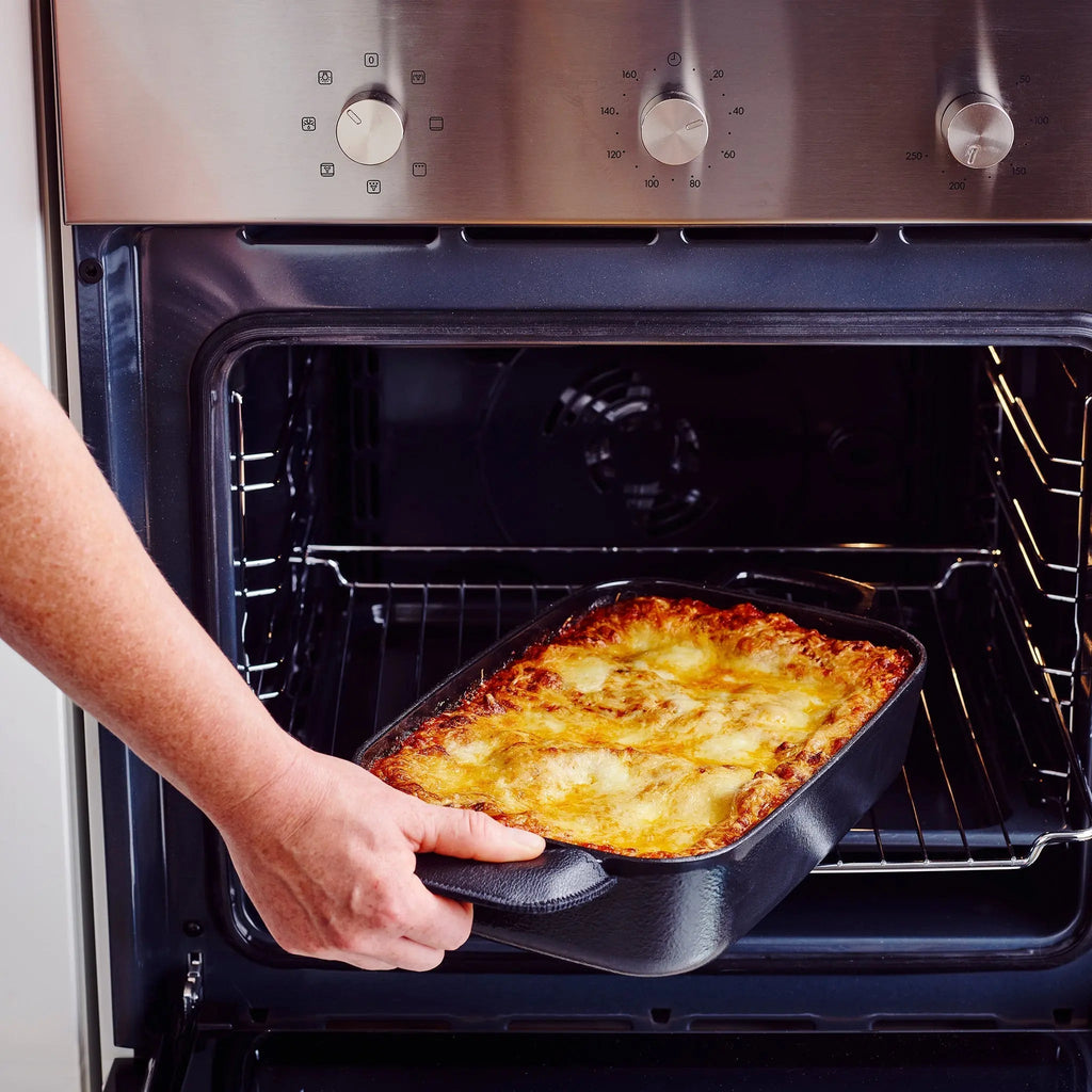 Roasting Pan — 12x8”