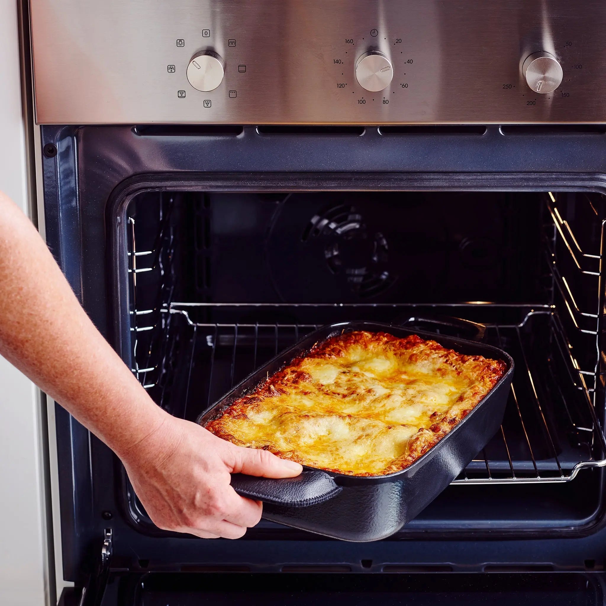 Roasting Pan — 12x8”