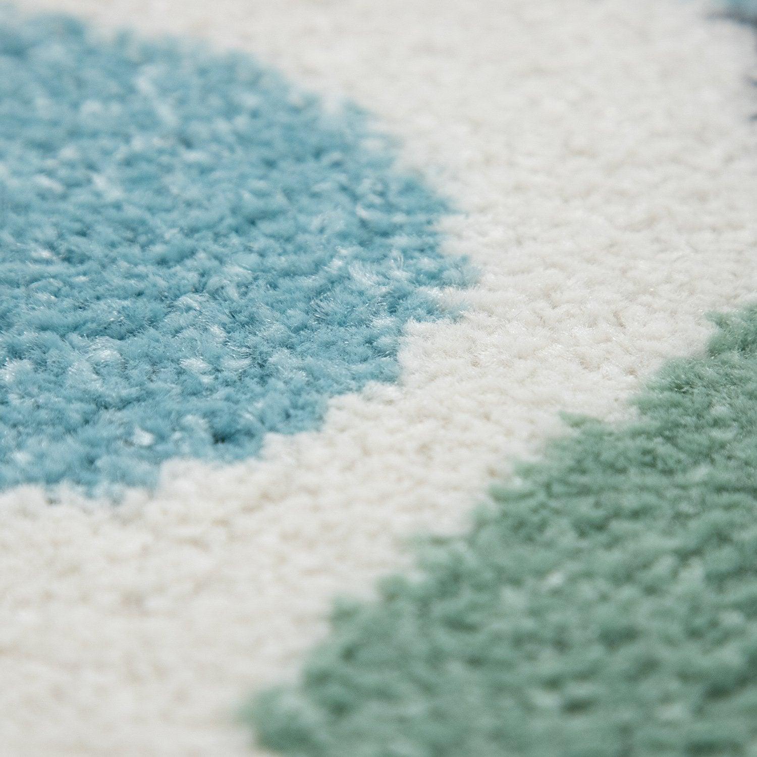 Nursery Rug For Kids, Elephant & Bear in Balloon in Cream