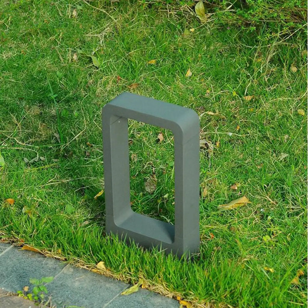 Outdoor Garden Lights with LED & Waterproof for Lawn, Villa & Pathway Decor