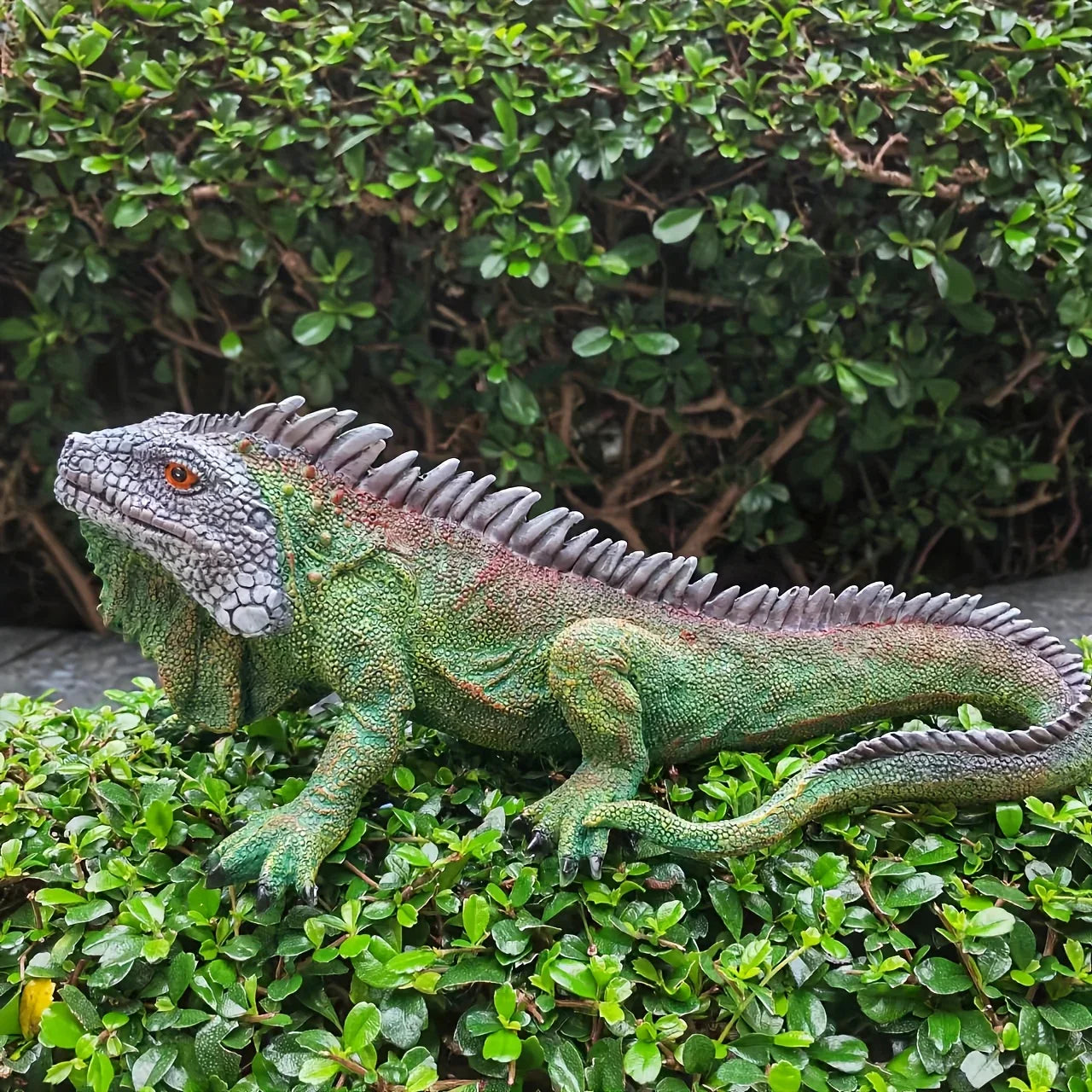 Realistic Iguana Garden Statue Detailed Lizard Decor